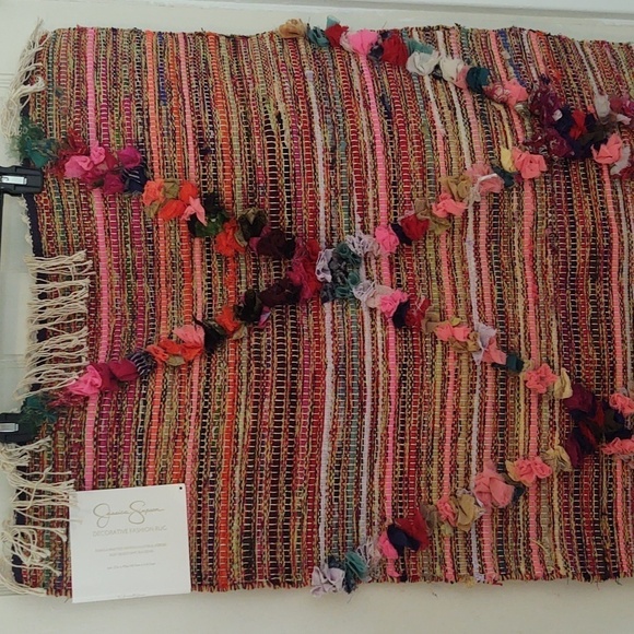 Jessica Simpson Decorative Fashion Rug Style Radco Rug NWT - Picture 2 of 7